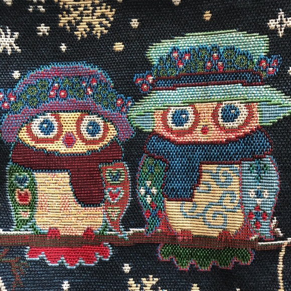 NWT Woven Cross-Body Bag w/Owls in Hats & Snow - Picture 5 of 9